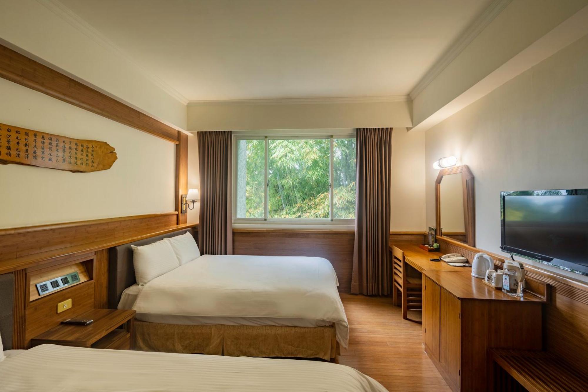 Ginkgo Hotel Лугу Екстериор снимка