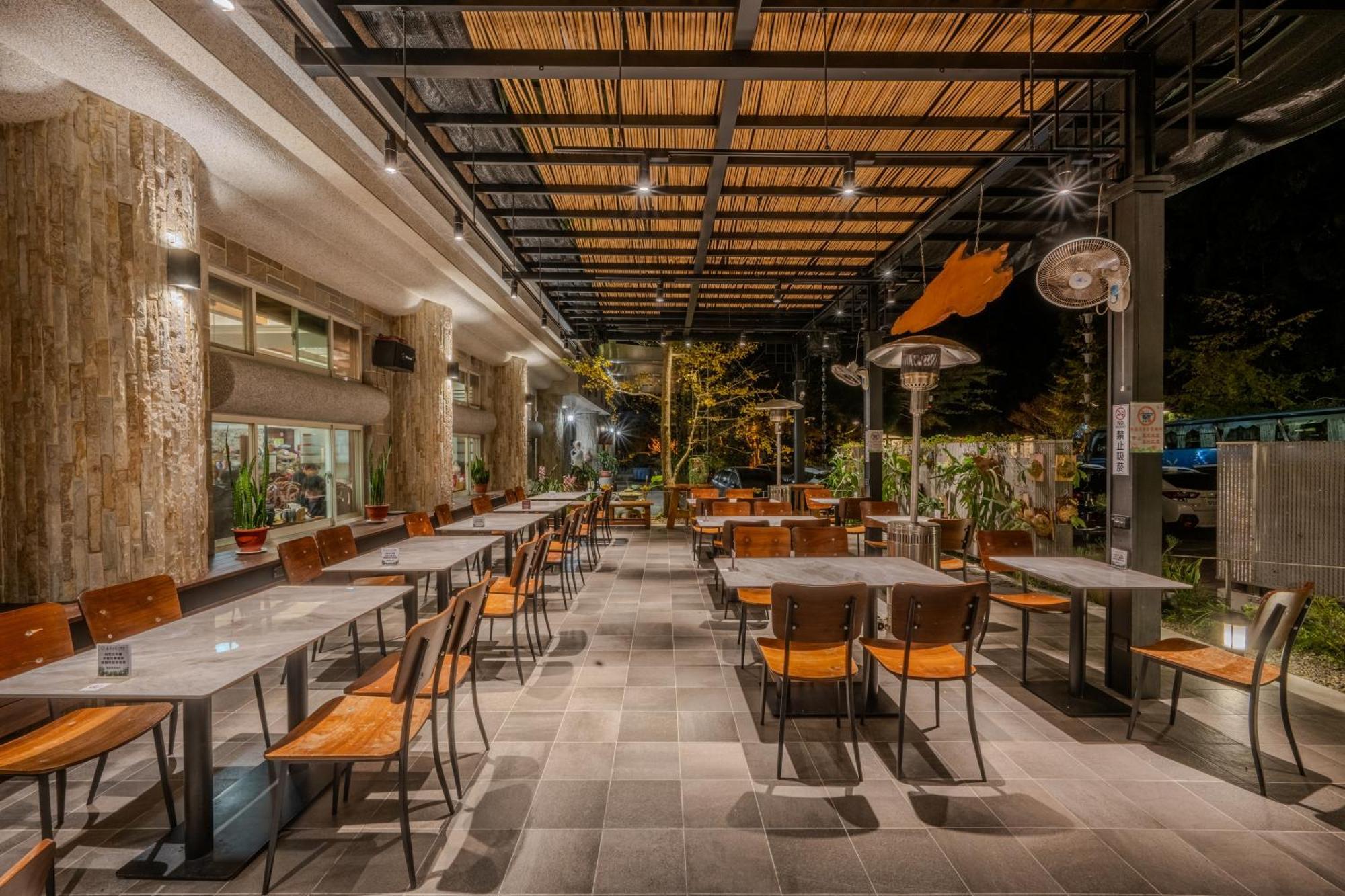 Ginkgo Hotel Лугу Екстериор снимка