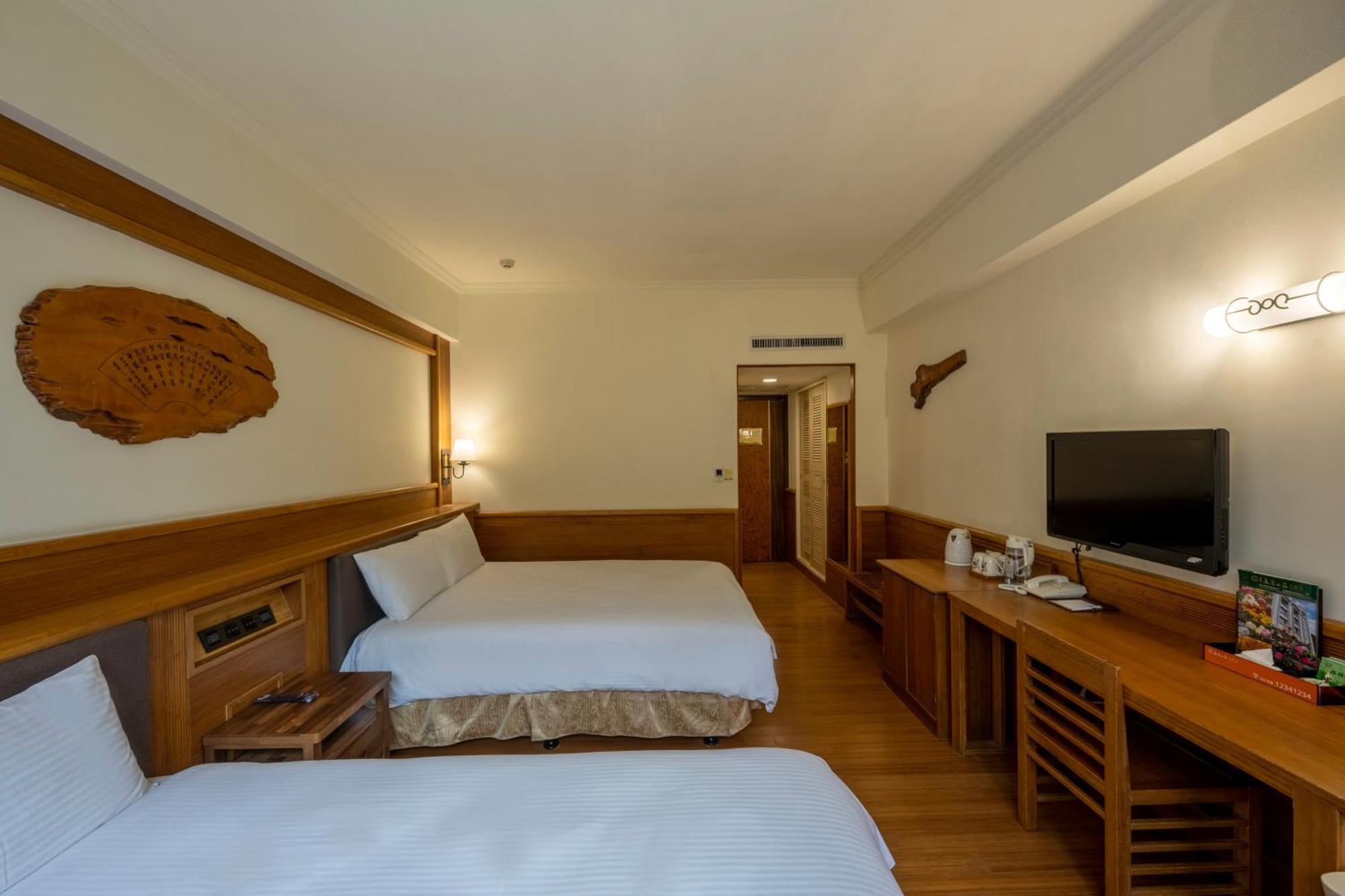 Ginkgo Hotel Лугу Екстериор снимка