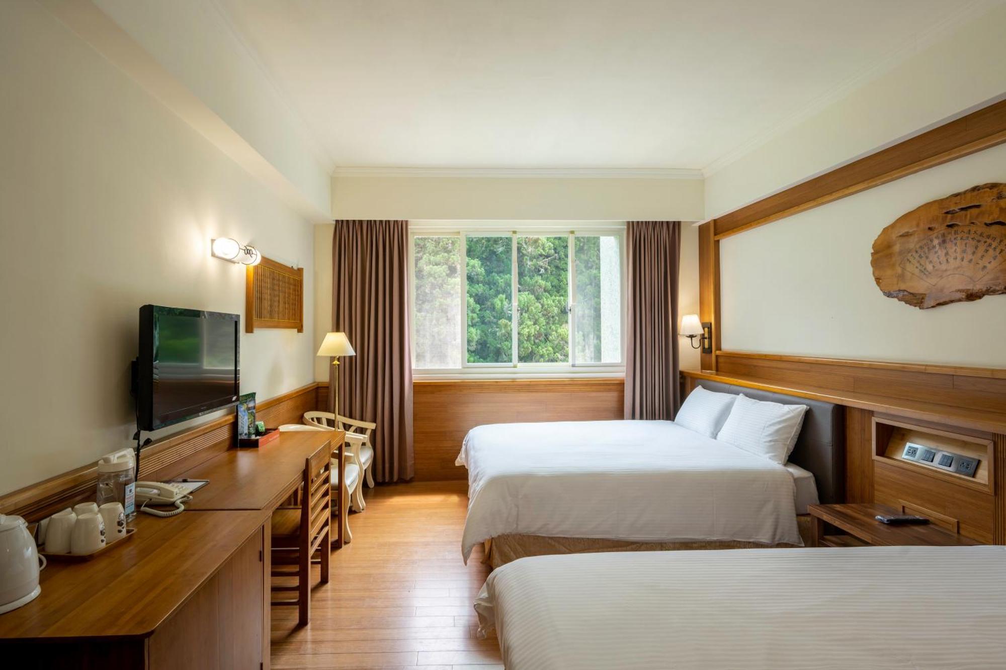 Ginkgo Hotel Лугу Екстериор снимка