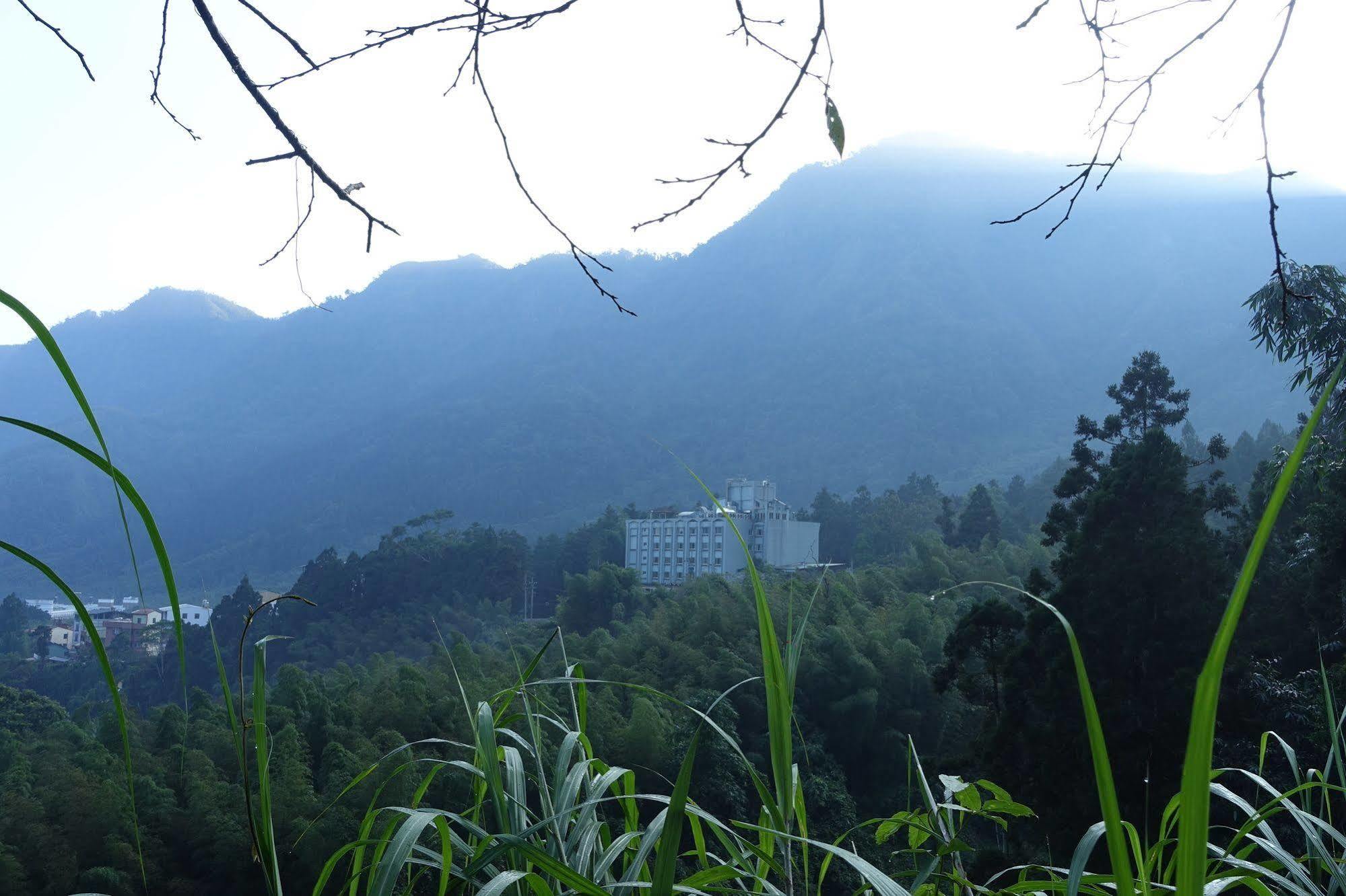 Ginkgo Hotel Лугу Екстериор снимка