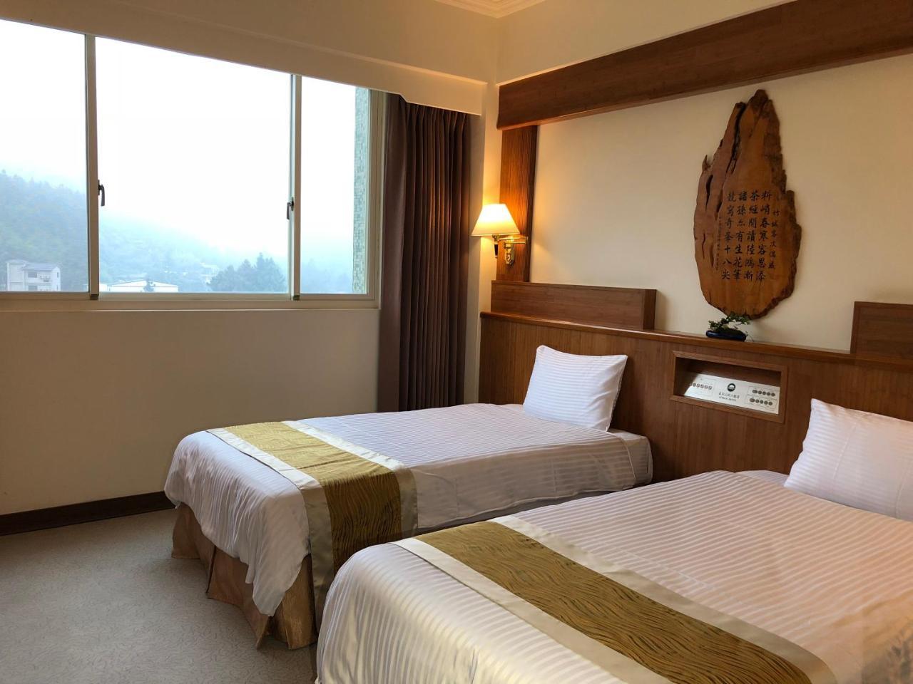 Ginkgo Hotel Лугу Екстериор снимка